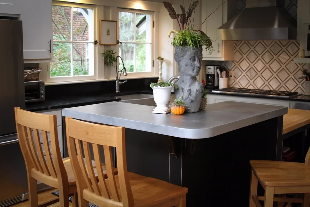 Zinc countertop — kitchen1